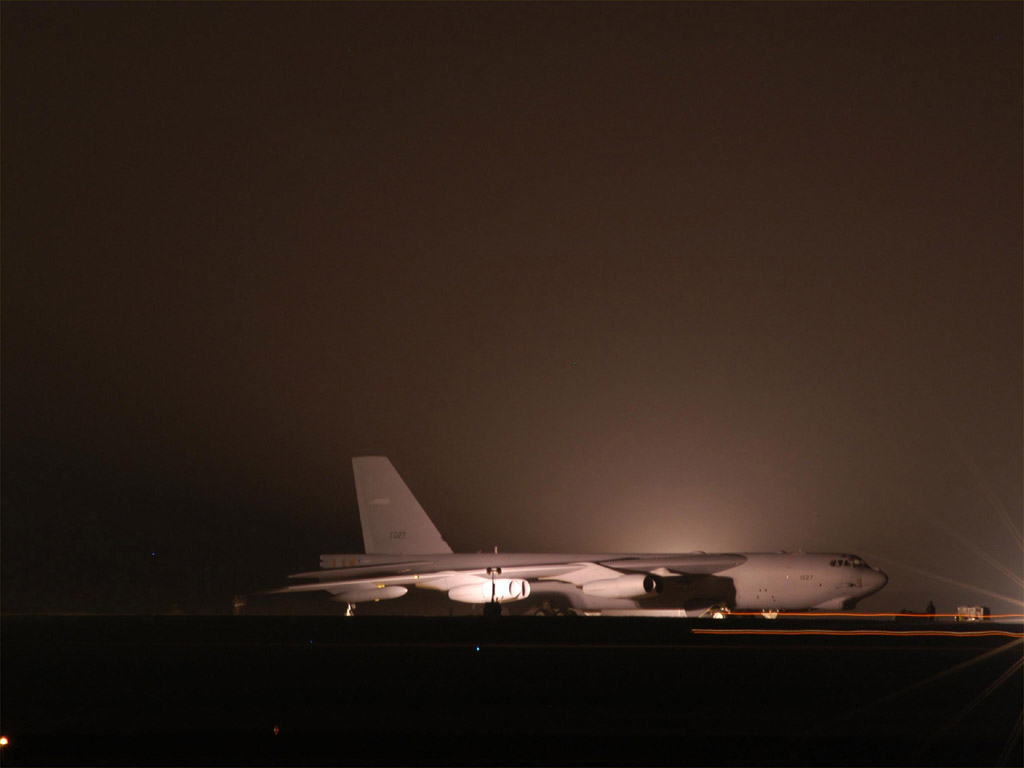 557.jpg - OPERATION IRAQI FREEDOM -- A B-52 Stratofortress waits for orders at this forward-deployed location. Bombers from this location are participating in the effort to disarm the Iraqi regime.  (U.S. Air Force photo by Tech. Sgt. Jason Tudor)